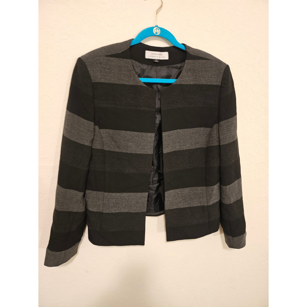 Tahari Arthur S. Levine Blazer
